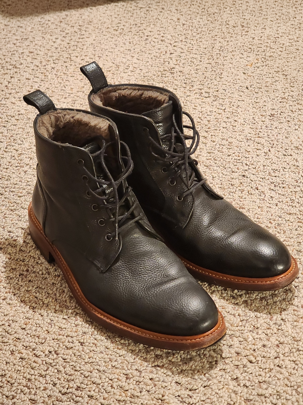 Men's Black Leather Lace-Up Boots with Brown Sole Johnston & Murphy